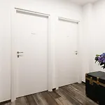 Apartament Mari Urbani
