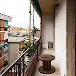 Apartament Mari Urbani