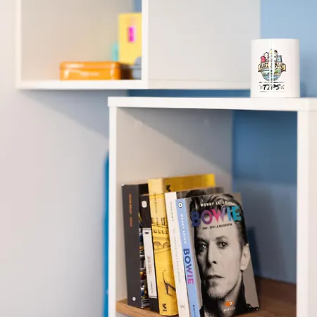 Apartament Mari Urbani *